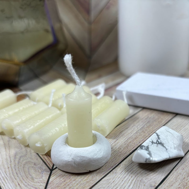 15-Minute Candle Meditation with Howlite Unlit