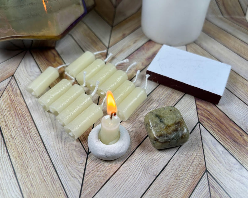 15-Minute Candle Meditation with Jade from Top