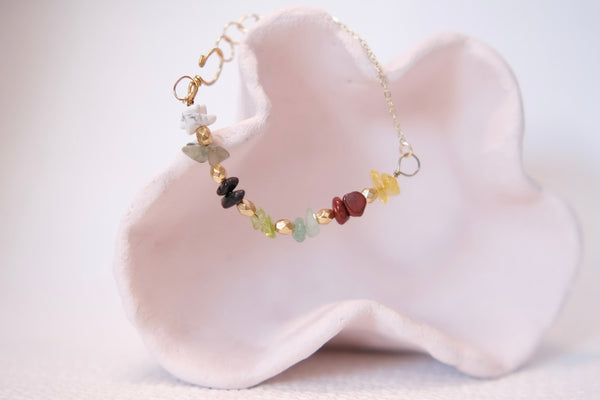 Pregnancy Crystal Chain Bracelet Stand