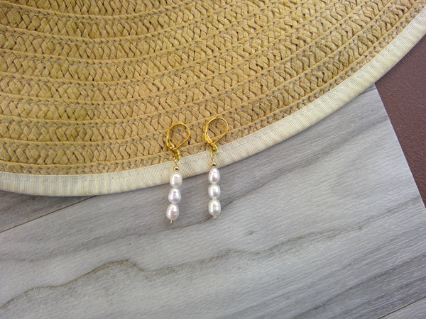 Rice Pearl Dangle Earrings