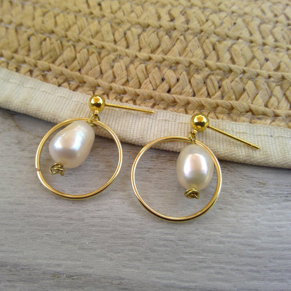 Baroque Pearl Dangle Earrings