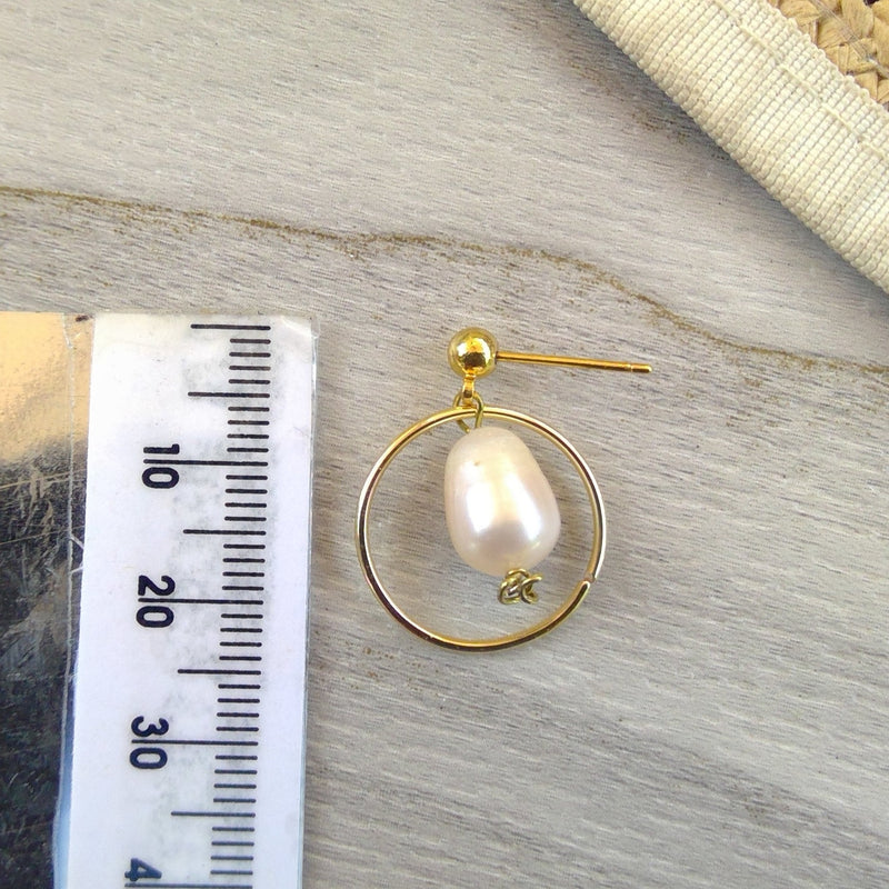 Baroque Pearl Dangle Earrings