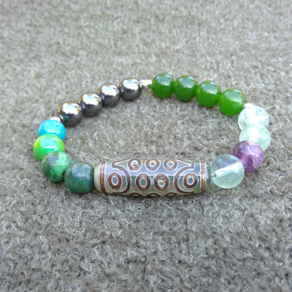 Stability healing bracelet Balance Crystal with Tibetan Dzi Bead Front