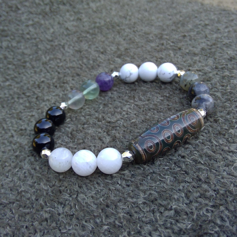 Stress healing bracelet Anxiety Healing Bracelet with Tibetan Dzi Bead Right