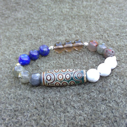 bad dreams healing bracelet Insomnia with Tibetan Dzi Charm  Front