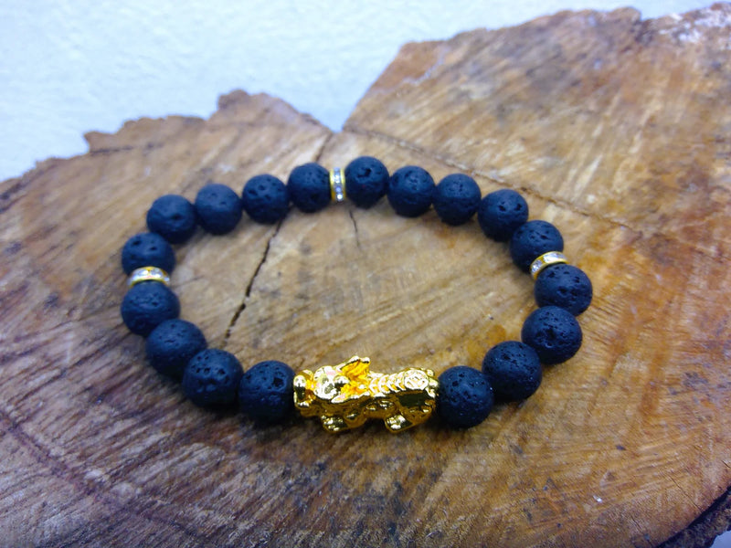 Pixiu Lava Bracelet Side